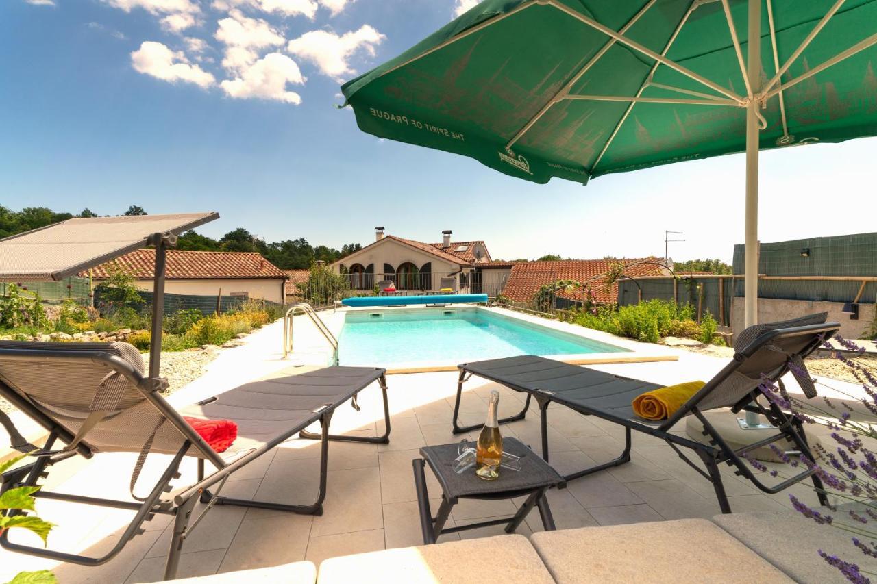 Villa Salvia - Holiday House With Pool - Jurdani Exterior foto